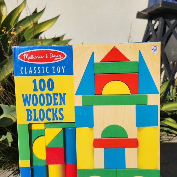 NEW Melissa & Doug Wooden Building Blocks Set 100 Blocks in 4 Colors 9 Shapes - Picture 2 of 8